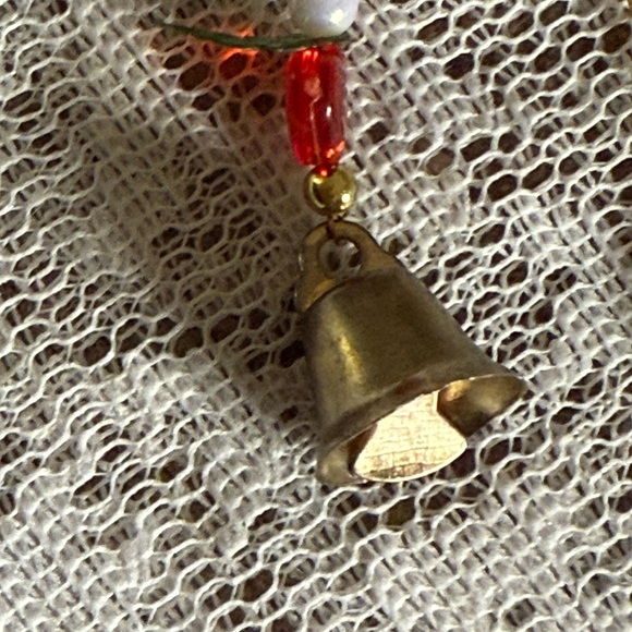 Christmas Lapel Pin - Picture 3 of 4